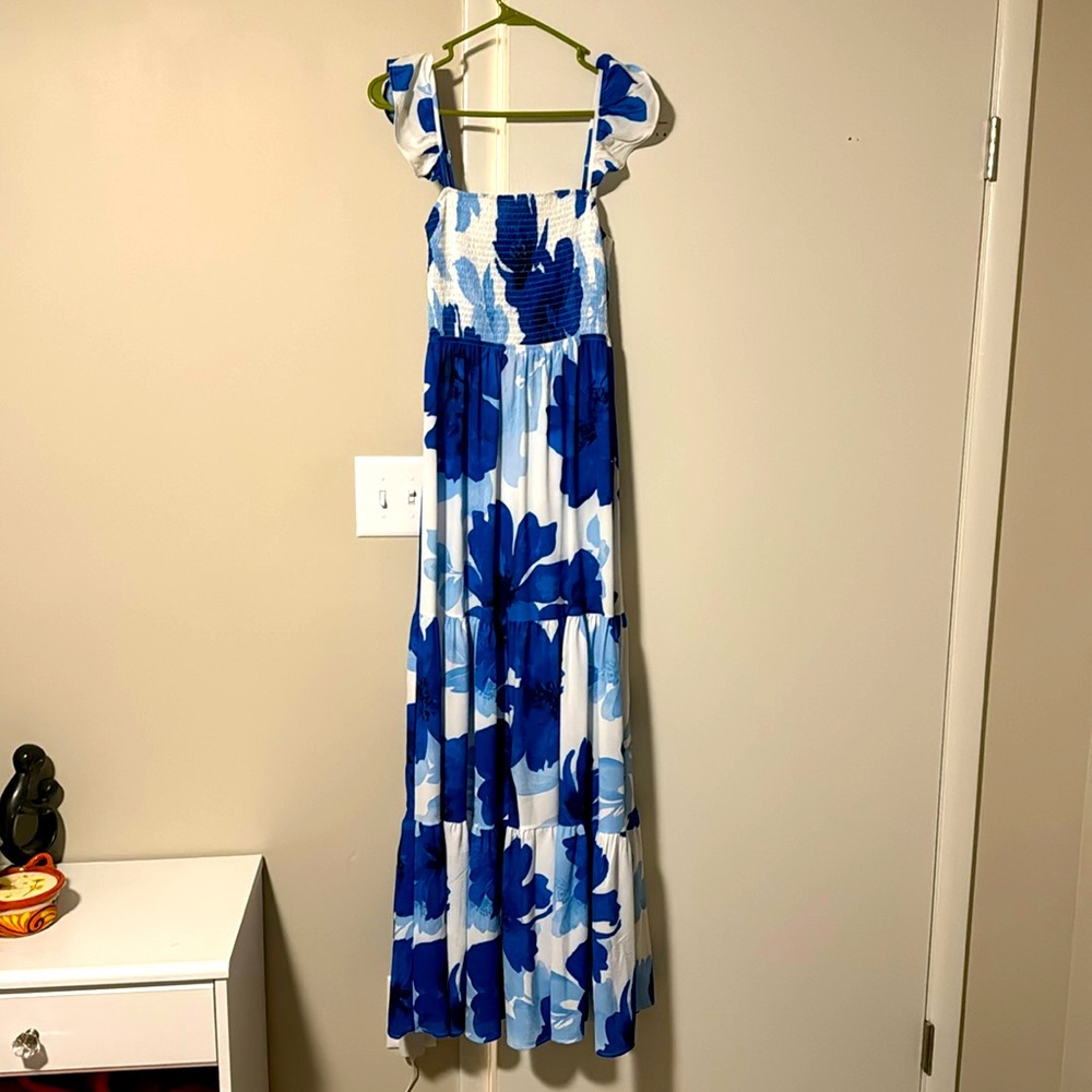 Flying Tomato NEVER WORN Floral Print Maxi Dress